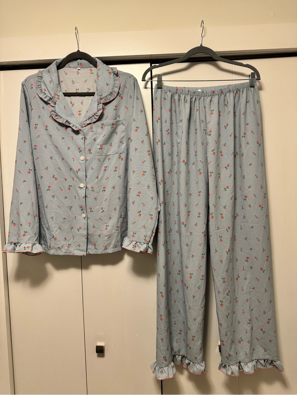 SHEIN Red Rose Ruffle Trim Long Sleeve Pajama PJ Set Size L
